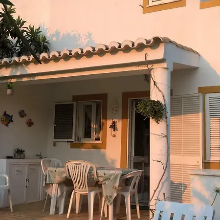 ヴィラ Casa Alfanzina カルヴォエイロ